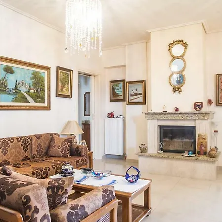Appartamento Stylish And Spacious Flat Overlooking The Sea Kalamata