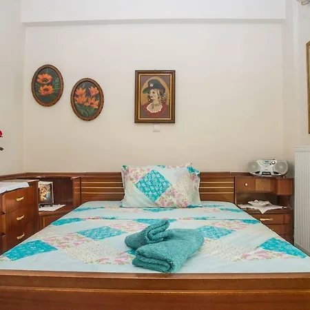 Stylish And Spacious Flat Overlooking The Sea *